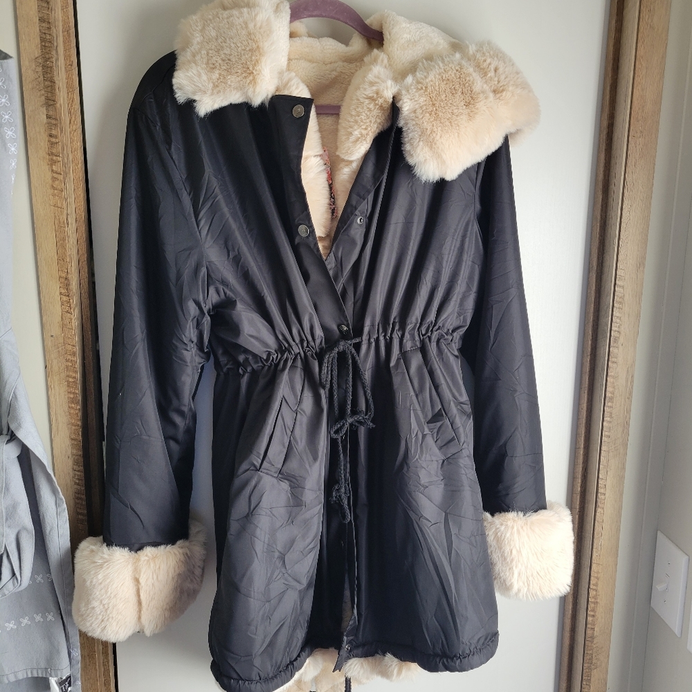 AoFur puffer jacket L size range 10/14
